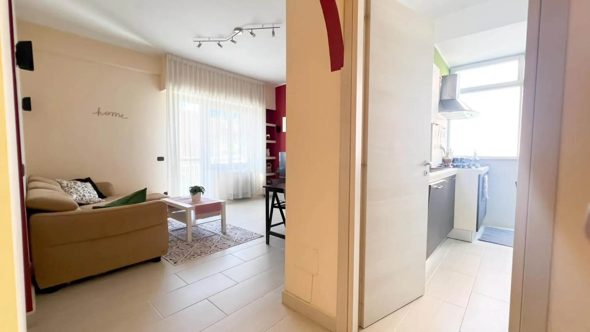 Grimhouse, Nuovo Trilocale In Lucio Sestio Apartment